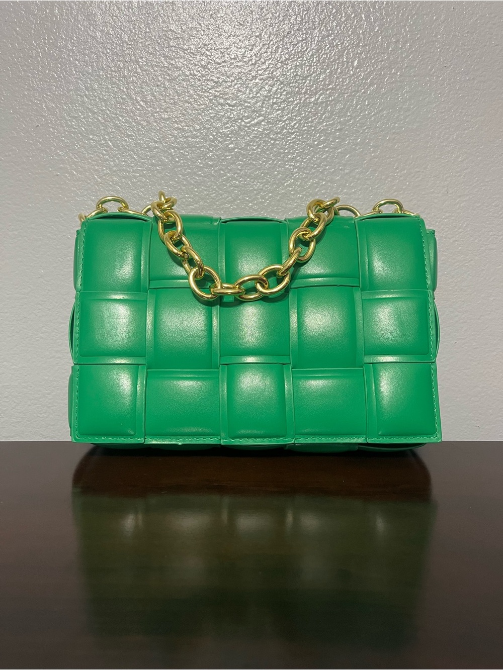 Green Padded Shoulder Bag with Chunky Gold Chain